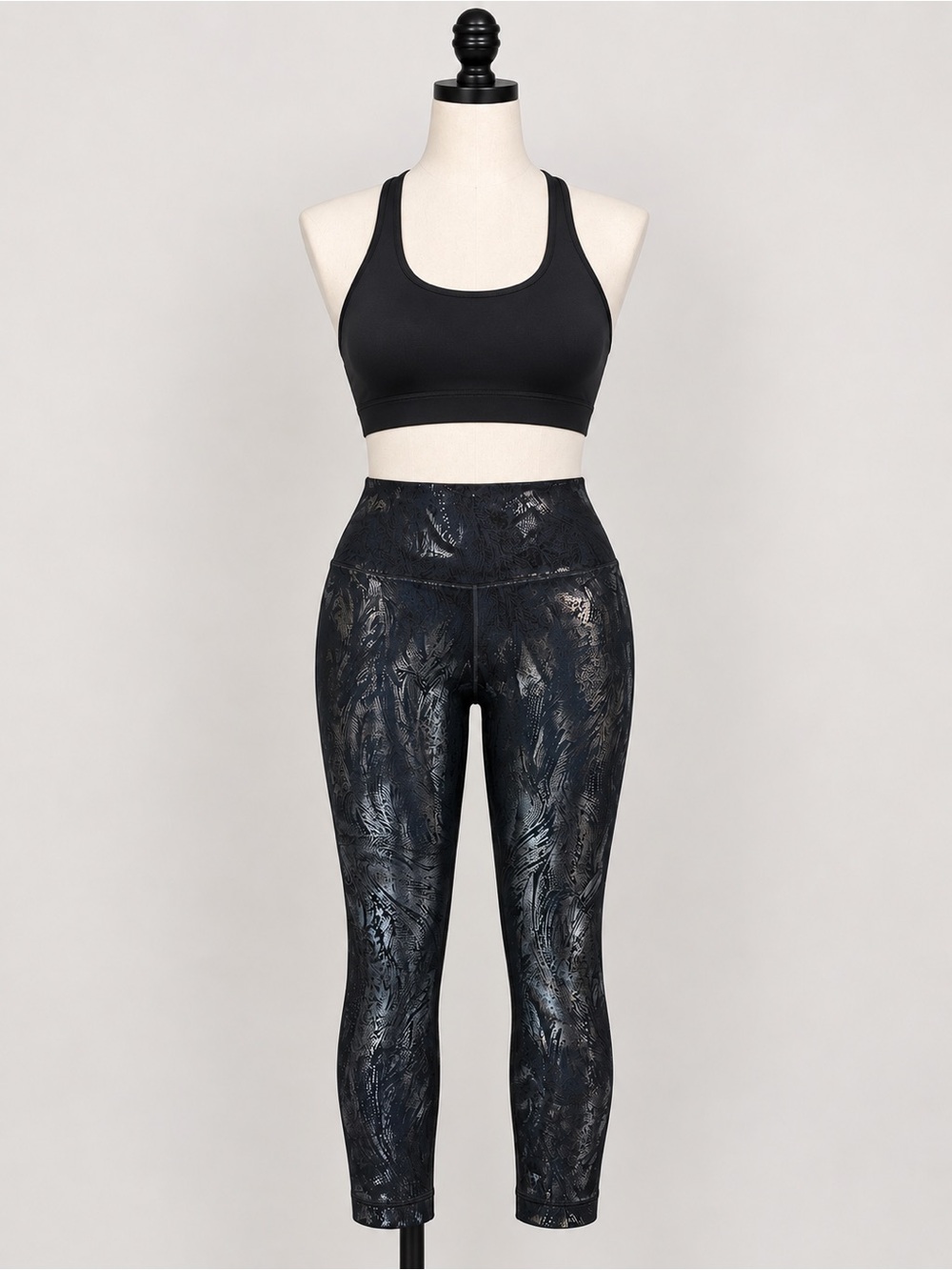 Lululemon Wunder Under HR Crop 23” Shine Logo Flourish Foil Size 6